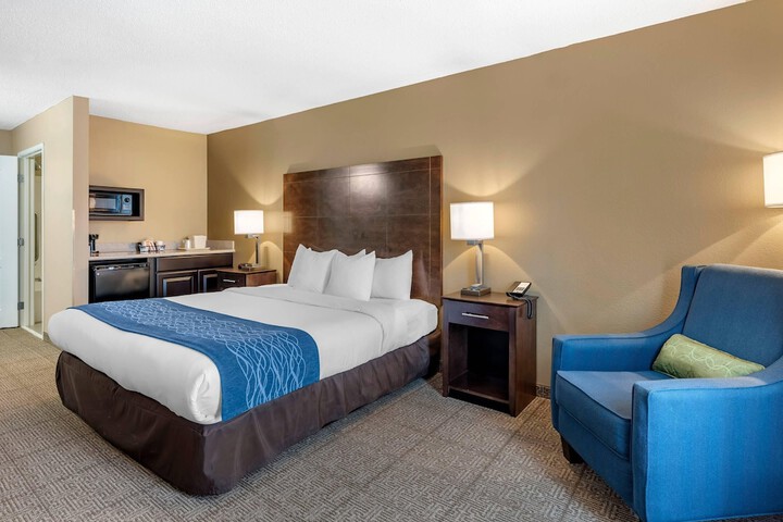 Comfort Inn & Suites Bryant - Benton