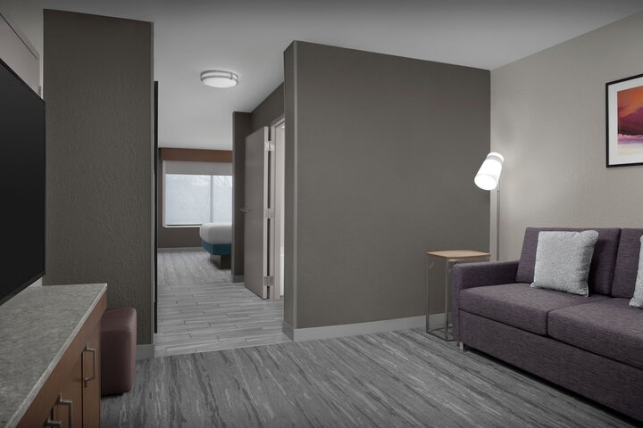 Room 9 of 42