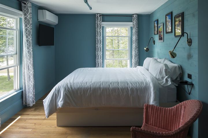 Room 28 of 47