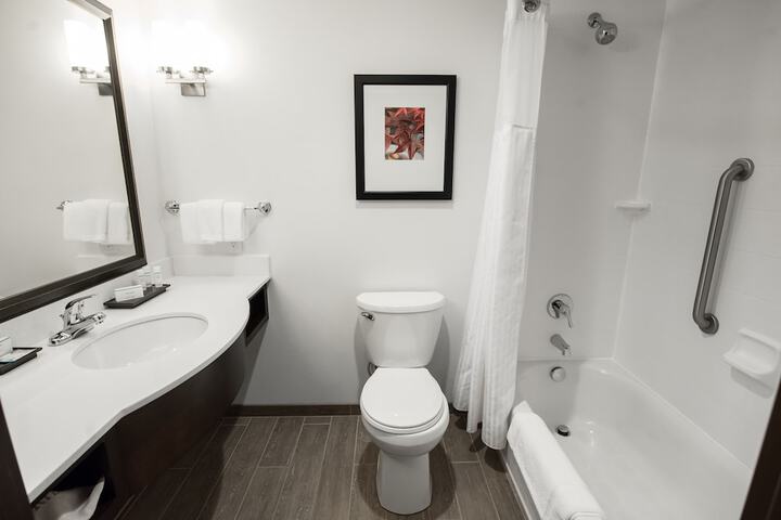 Room 29 of 84