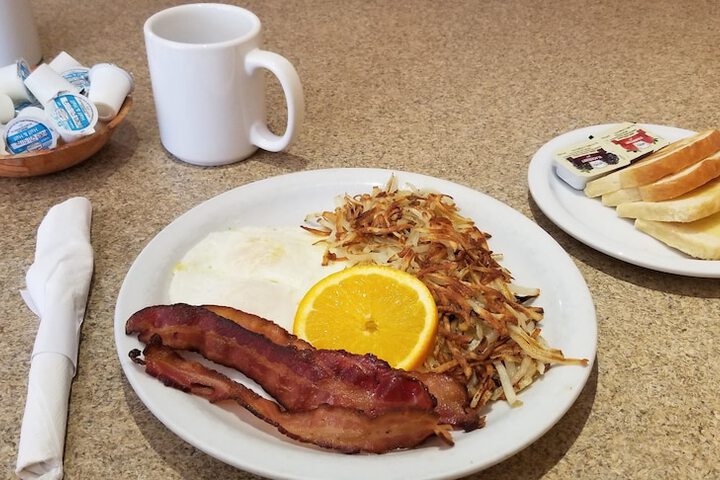 Breakfast/Coffee Service 35 of 37