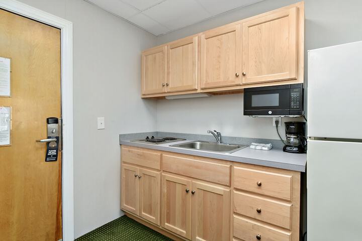 Room 21 of 37
