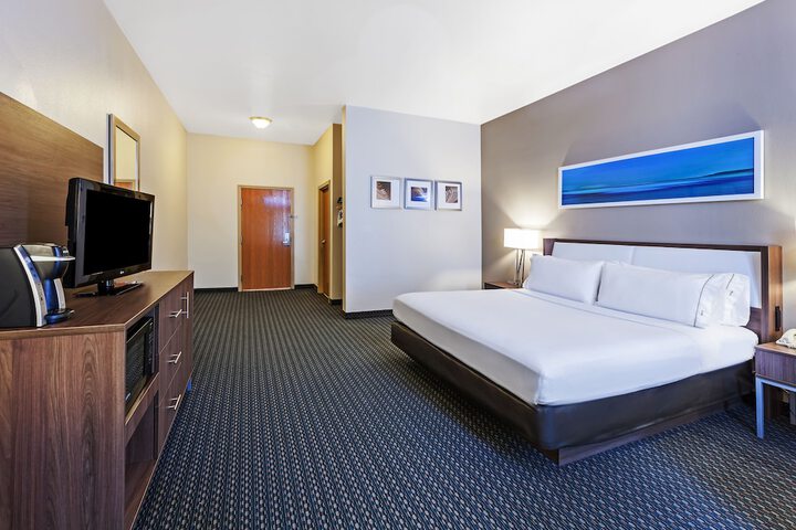 Room 22 of 39