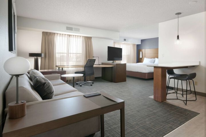 Room 13 of 35