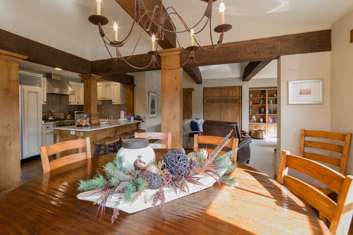The Chateaux Deer Valley