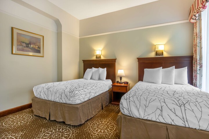 Room 15 of 39