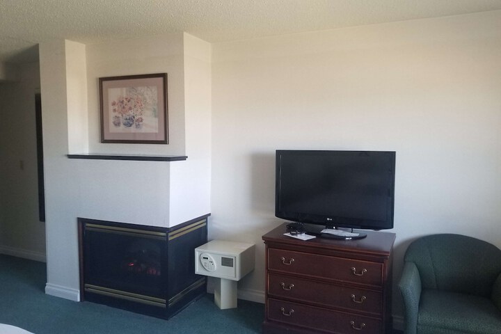Hotel Interior 21 of 39