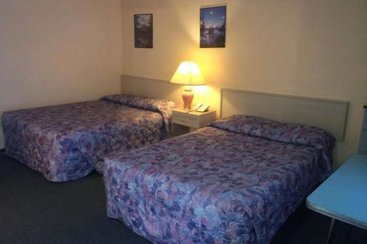 Room 18 of 25