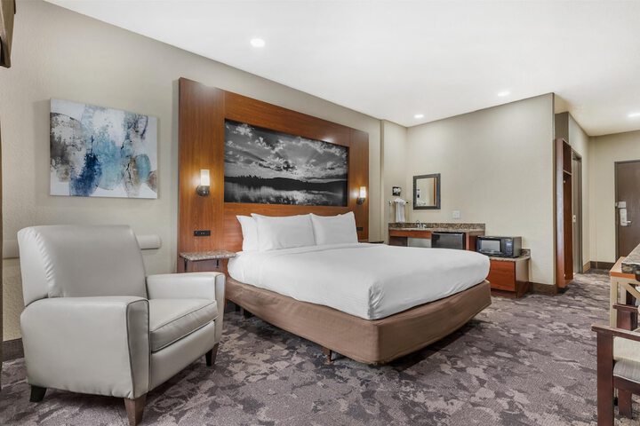 Best Western Plus Yukon