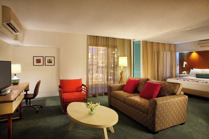 Room 30 of 44