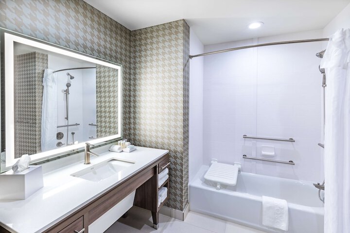 Home2 Suites by Hilton Midland East