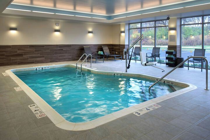 Fairfield Inn and Suites by Marriott Syracuse Carrier Circle