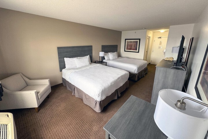 Ramada by Wyndham Sherwood Park