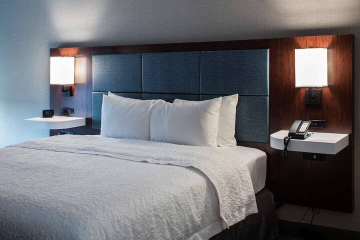 Hampton Inn & Suites Chicago / Lincolnshire