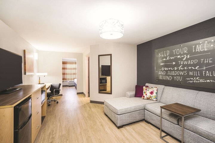 Room 14 of 40