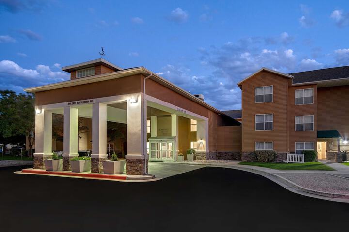 Hotel 8 of 71