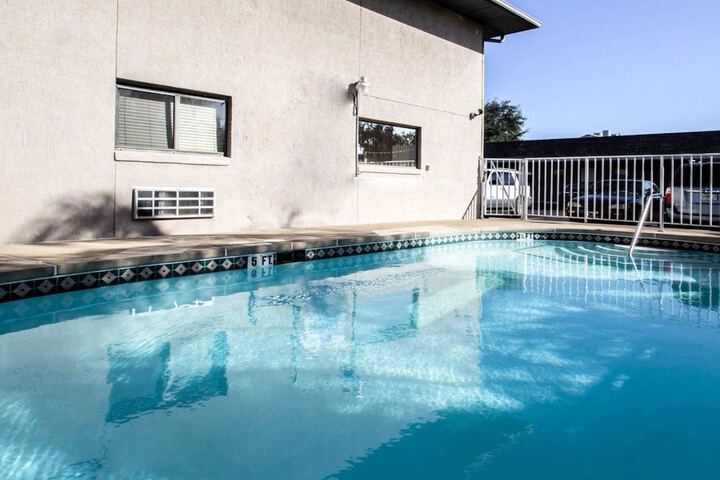 Pool 5 of 40