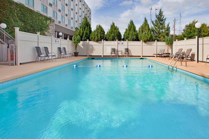 Pool 8 of 29