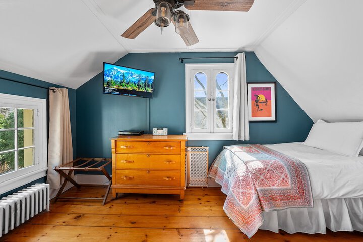 Room 15 of 76