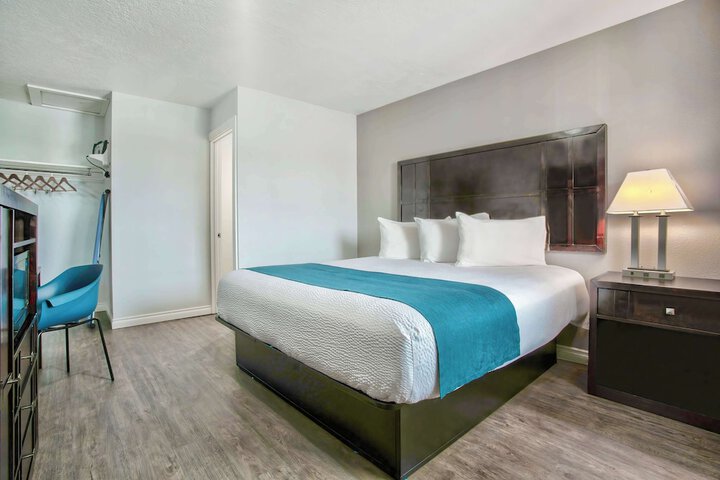 Studio 6 Suites Albany OR