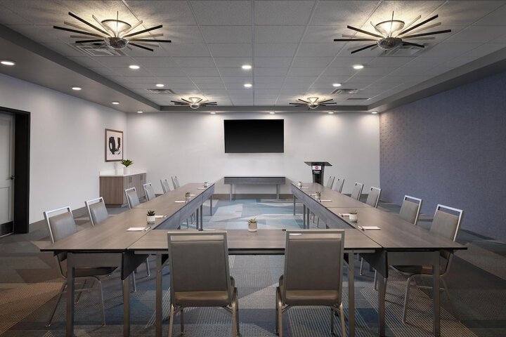 Best Western Premier Hotel at Fishers Landing