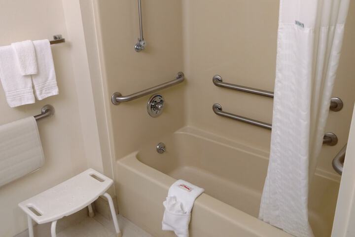 Days Inn by Wyndham Ashland