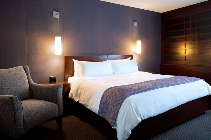 Room 19 of 48