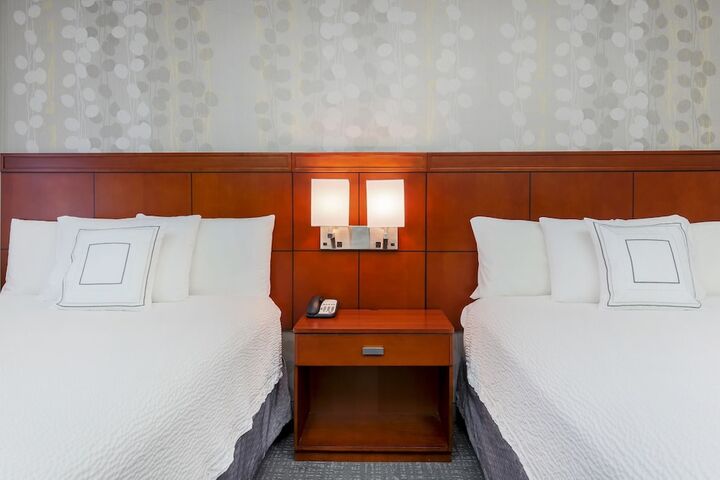 Room 13 of 43