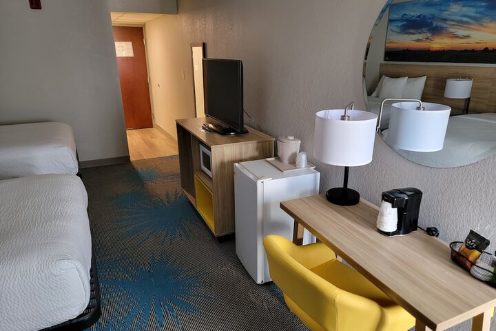 Room 18 of 24