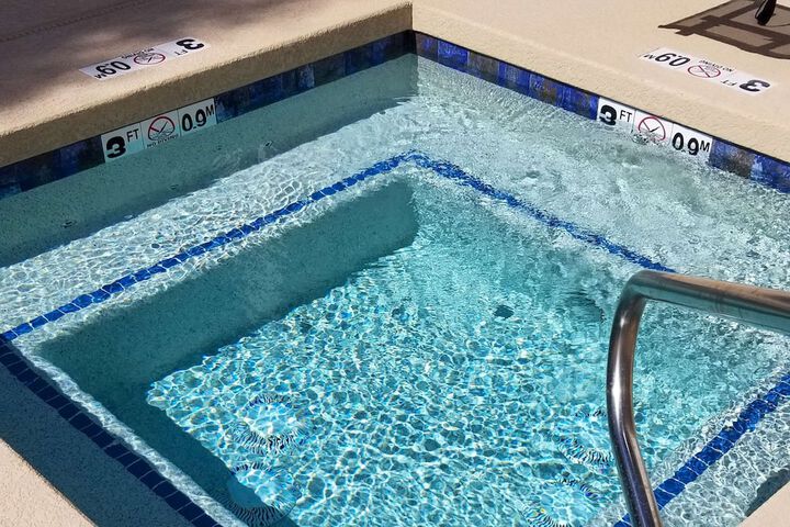 Pool 24 of 112