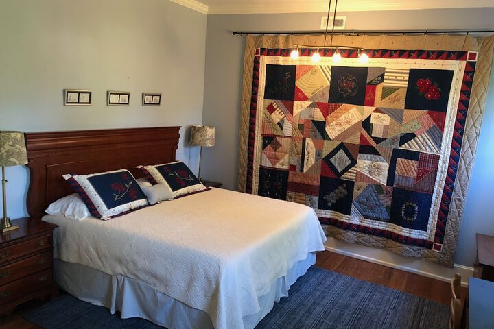 The Elizabethtown Inn