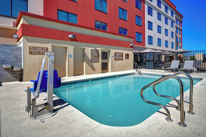 Pool 2 of 42