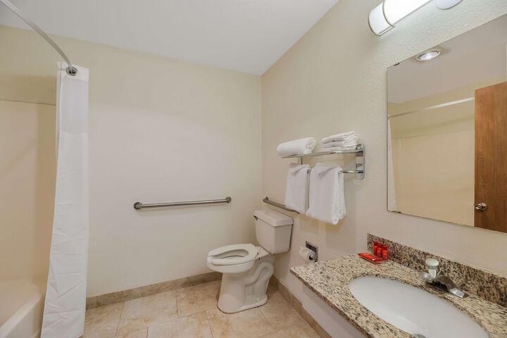 Room 13 of 29