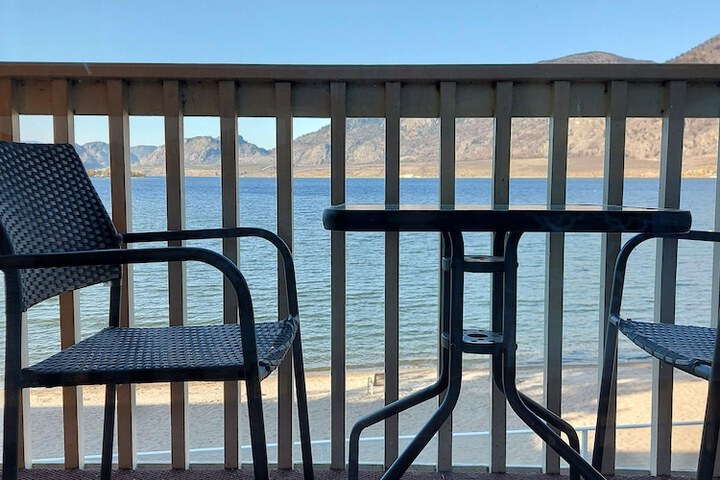 Richter Pass Beach Resort