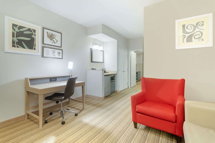 Room 10 of 41
