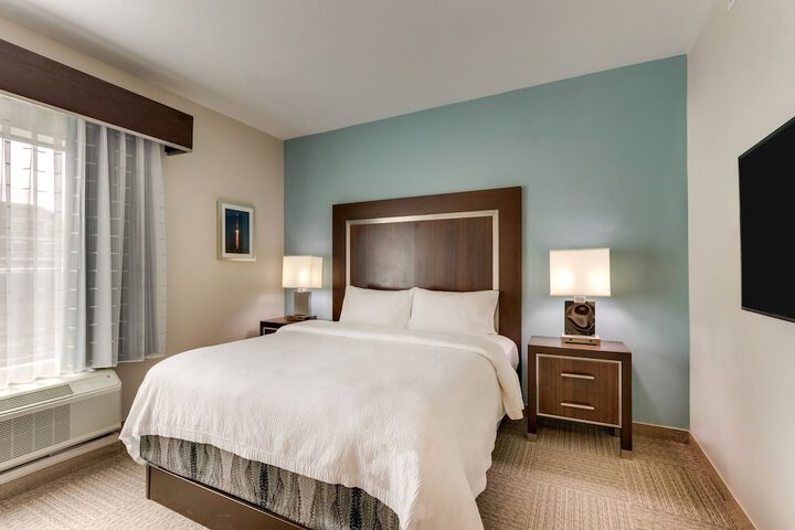 Room 44 of 68