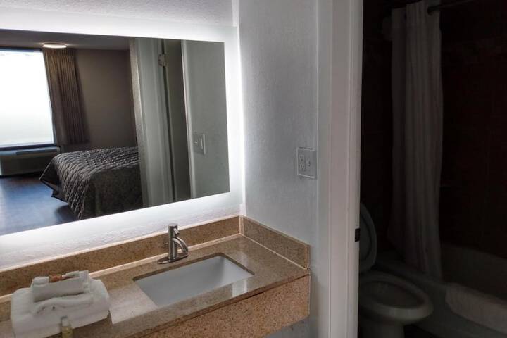 Room 29 of 31
