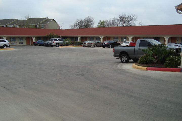 Property Grounds 45 of 45