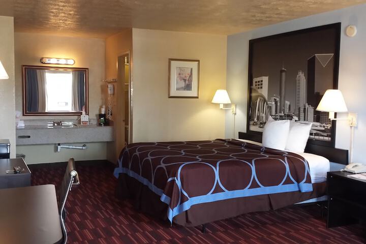 Room 20 of 30