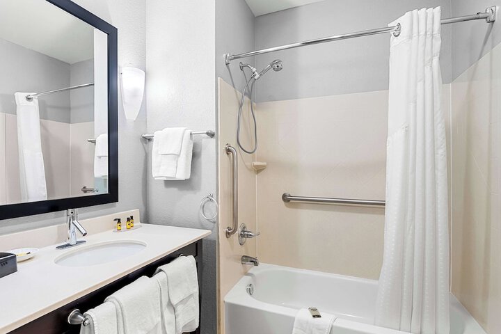 Best Western Plus Magee Inn & Suites