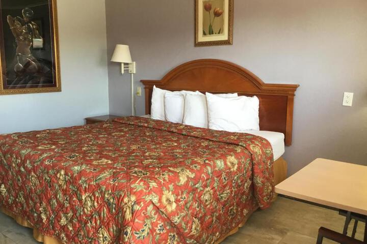 Budget Inn Plainview