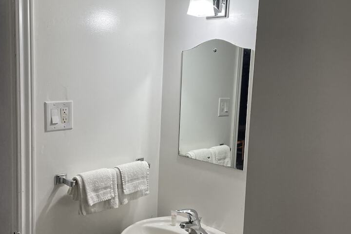 Room 37 of 45