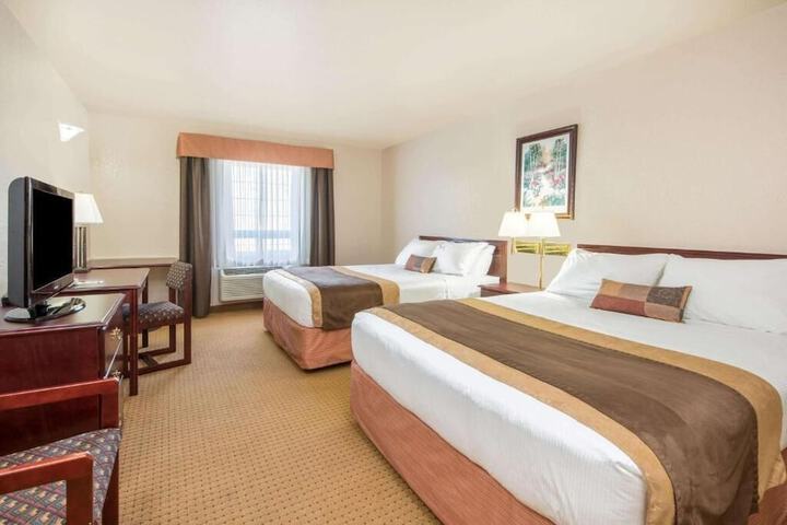 Room 15 of 35
