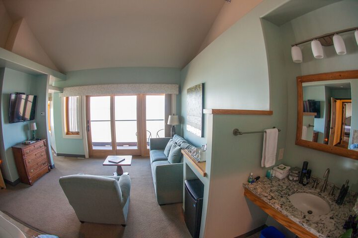 Room 36 of 49