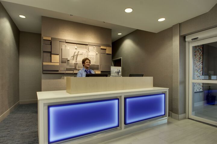 Hotel 8 of 62