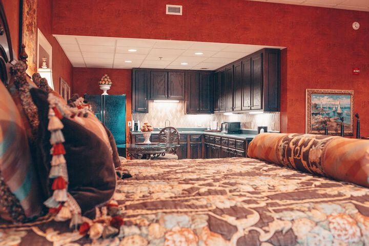 Room 13 of 27