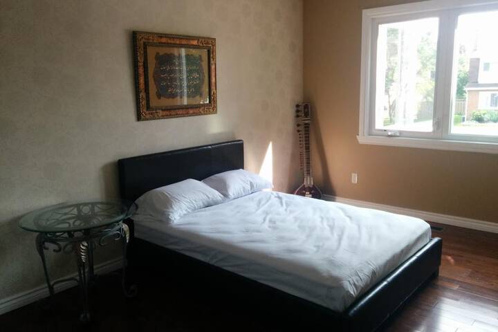 Room 34 of 55