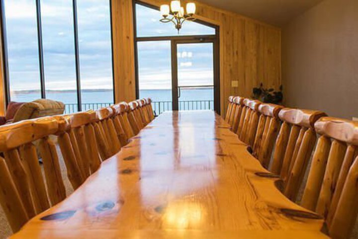 HIAWATHA BEACH RESORT