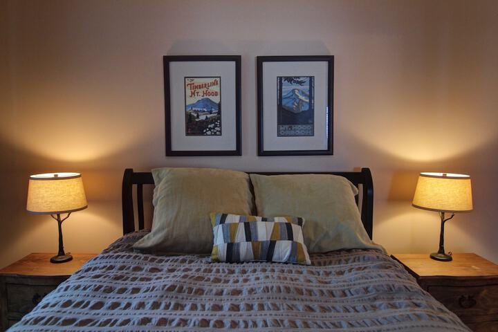 Room 13 of 16