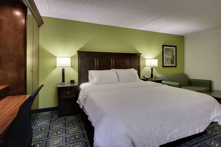 Room 21 of 42